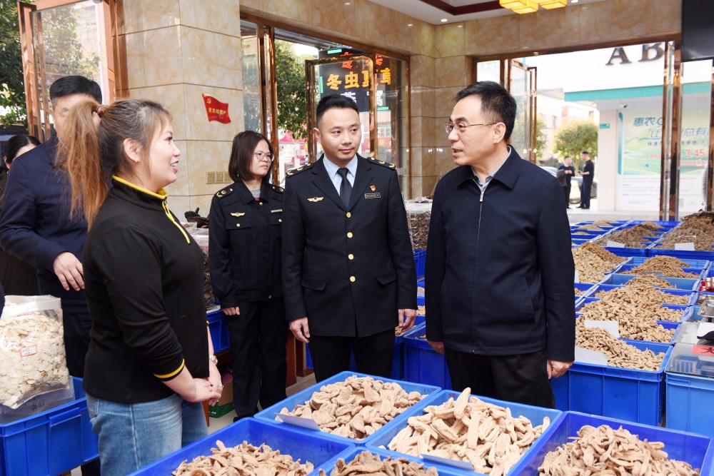 王俊寿在邵阳调研市场监管工作时强调：提升市场综合监管能力 为高质量发展筑牢安全基石(图1)